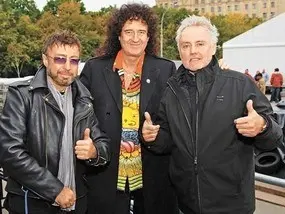 Queen + Paul Rodgers +350,000 fans