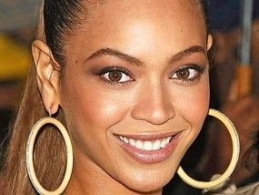 U.S. pop singer Beyonce to perform at opening of Donbass Arena stadium in Donetsk