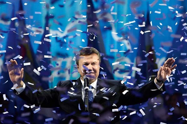 Is Yanukovych’s education paper-thin? Some think so