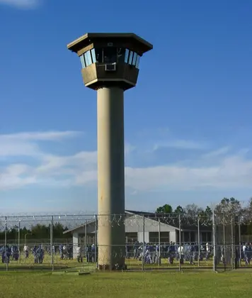 Prison tower guards, an American staple, disappear