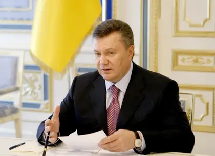 Yanukovych signs law declaring Ukraine’s non-aligned status