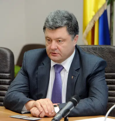 Minister Poroshenko and his father registered as self-nominees for Vinnytsia region