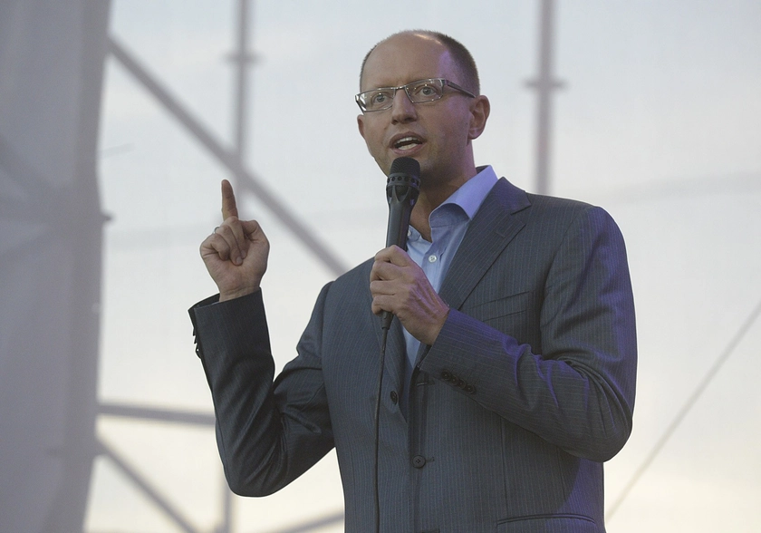 Yatseniuk: Prosecution of Tymoshenko, Lutsenko hinders Ukraine-EU integration