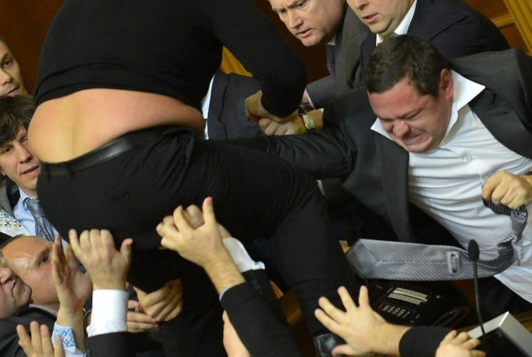 Fear and loathing in Ukraine’s new parliament (photos)