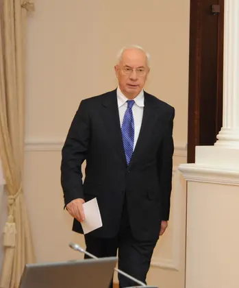 Azarov: Ukraine could cooperate with Customs Union and EU