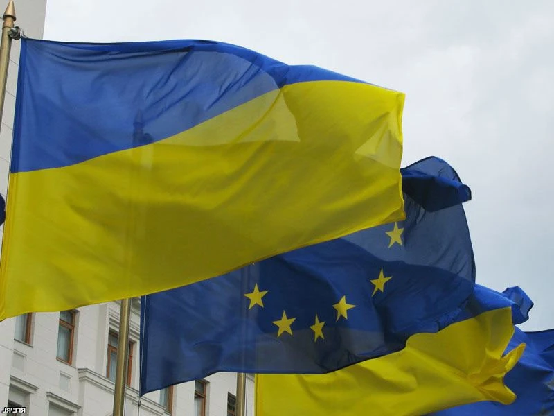 Poll: Almost half of Ukrainians back Ukraine’s accession to EU