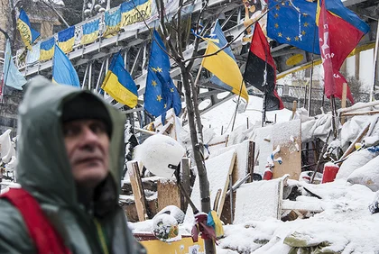 Poll: More Ukrainians disapprove of EuroMaidan protests than approve of it