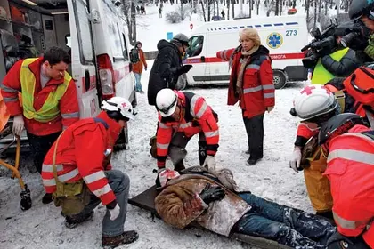 Ukraine Health Ministry: Kyiv unrest death toll reaches 100