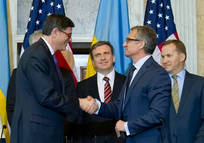 West approves $3.2 billion package for Ukraine
