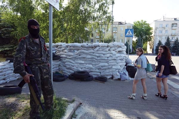 Refugees from Donetsk, Luhansk oblasts arriving in Poltava Oblast