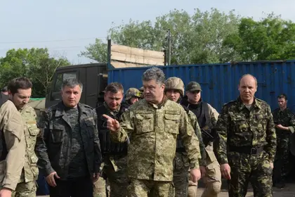 Poroshenko: ‘We will attack and we will liberate our land’ (VIDEO)