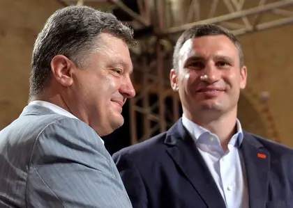Poroshenko Bloc, candidates tied to Yanukovych may dominate new parliament