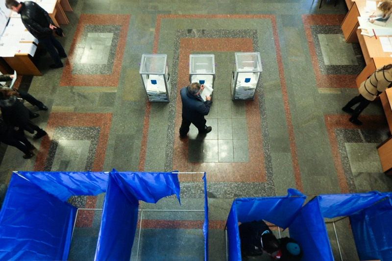 Exit polls: seven parties get into the parliament (UPDATES)