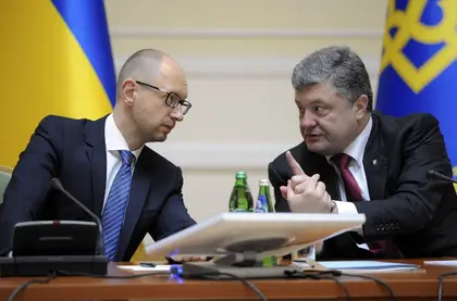 Poroshenko and Yatsenyuk’s parties maneuver for lead role in coalition