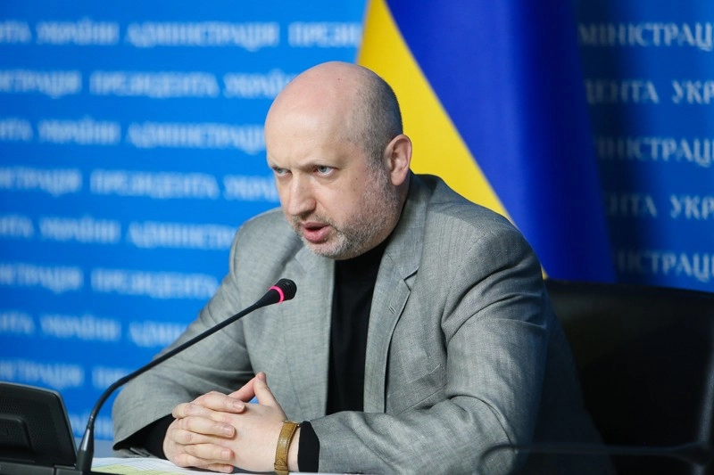 Turchynov: Ukraine to see three waves of mobilization in 2015