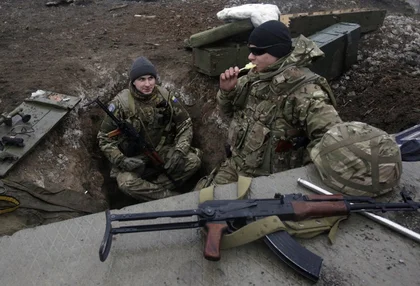 Ukraine military claim militants attacking Donetsk airport