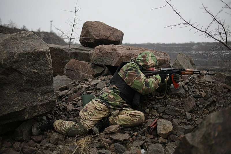 Azov Battalion spearheads Ukrainian counter-offensive