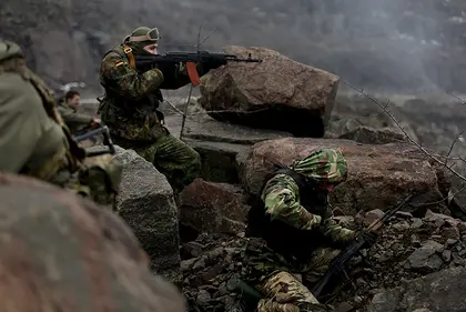 Ukraine’s Azov regiment claims to have launched offensive on Novoazovsk
