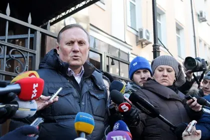 Yefremov gets bailed out, accused of new crimes