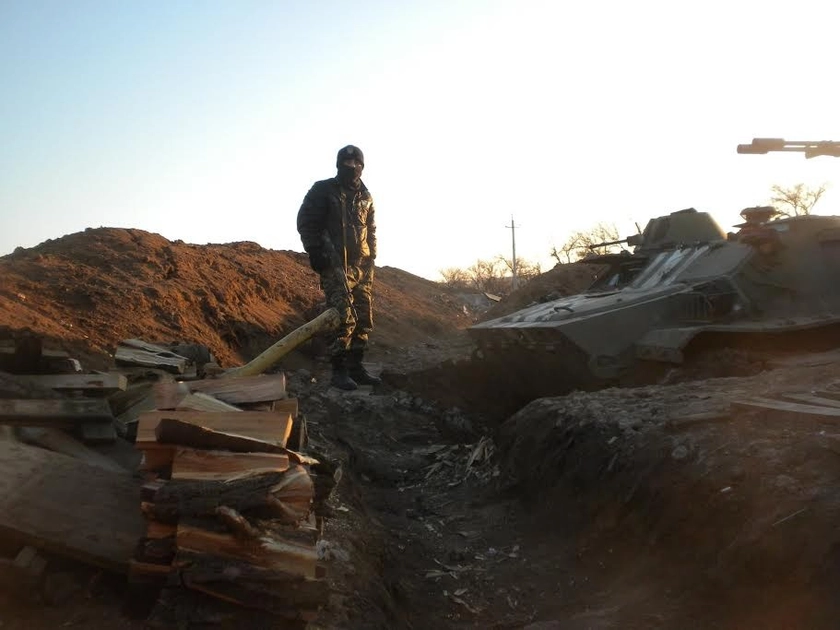 Near Mariupol, Ukraine soldiers embittered by orders not allowing them to return Russian fire