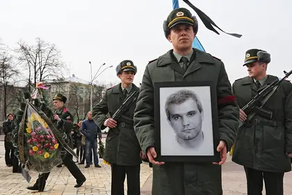 Murder of Ukrainian prisoner by Russian-backed separatists investigated (VIDEOS)