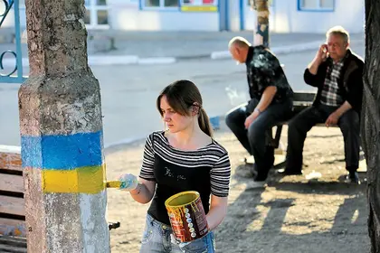 War Grinds On: Volunteers doing work of government in Dzerzhynsk