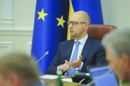 Yatsenyuk says Ukraine will drop Commonwealth of Independent States criminal search database system on Aug 24