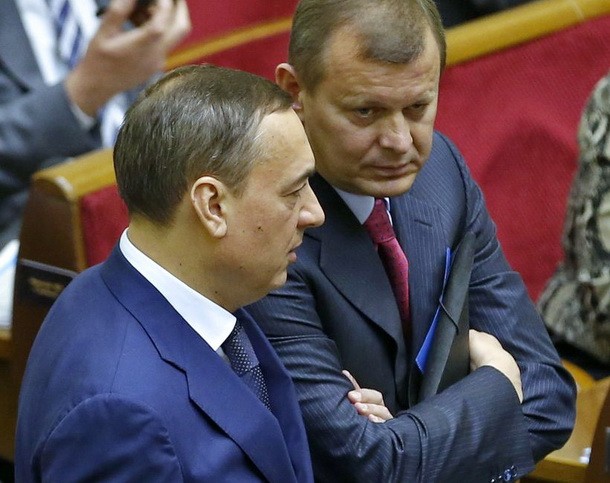 Is Ukraine blocking Swiss investigation of Yatsenyuk ally?