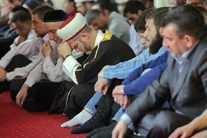 Ukrainian Muslims root for Ukraine