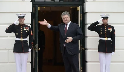 Poroshenko calls New York Times editorial part of ‘hybrid war’ against Ukraine (UPDATE)