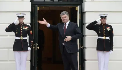 Poroshenko calls New York Times editorial part of ‘hybrid war’ against Ukraine (UPDATE)