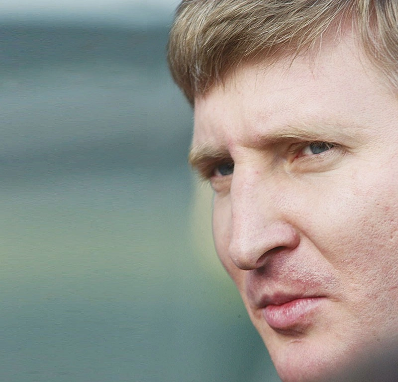 Rinat Akhmetov: Too Big To Tame