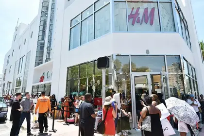 H&amp;M to open stores in Ukraine in 2018