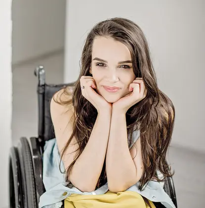 Alexandra Kutas: Ukrainian woman breaks barriers as ‘first professional model in wheelchair’