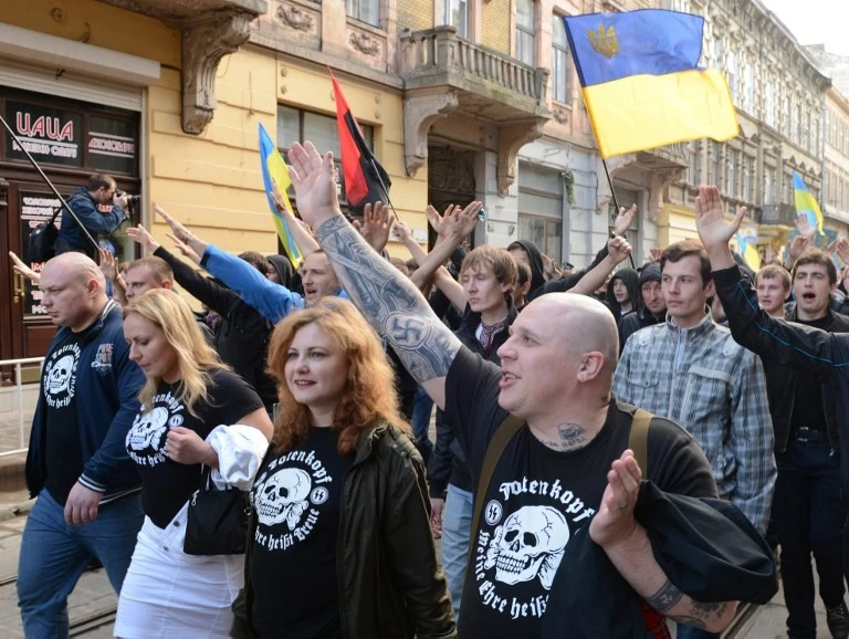 112.ua: Lviv citizens march commemorating the 75th anniversary of Galicia SS division