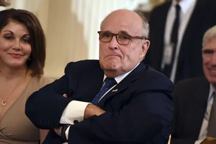 Giuliani accuses ex-US ambassador to Ukraine, Democrats, Soros of anti-Trump conspiracy