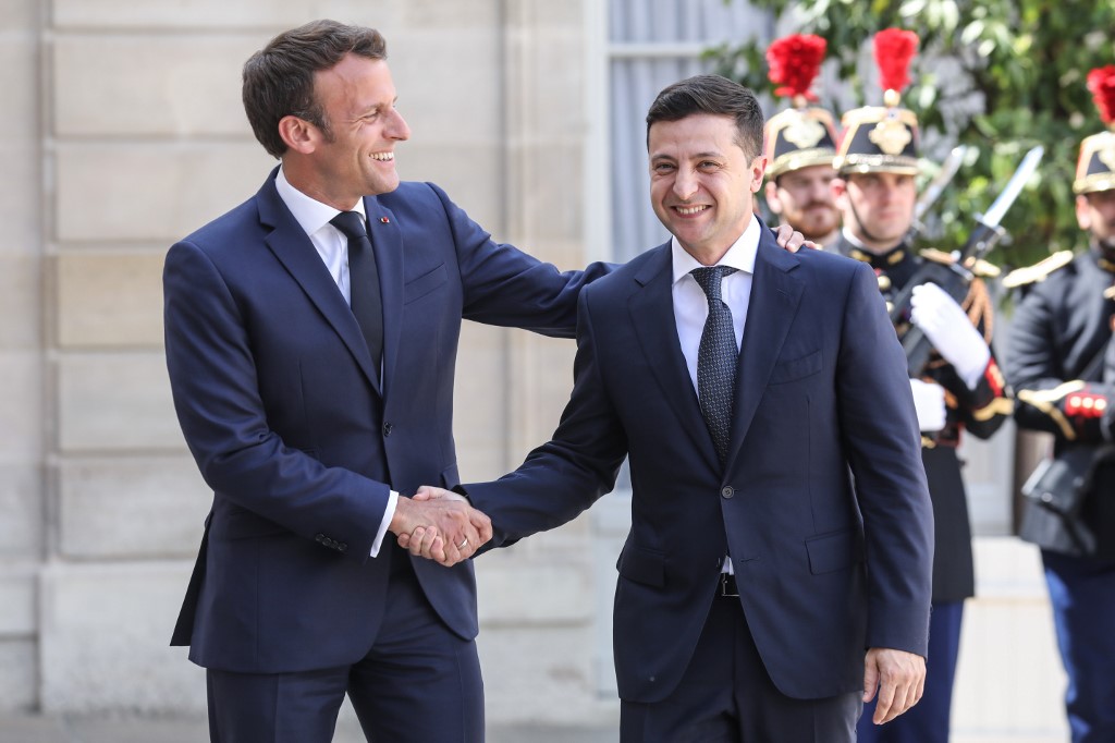 Macron tells Zelensky by phone he backs idea of holding Normandy Four