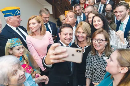 Zelensky courts global Ukrainian diaspora to return, help rebuild nation