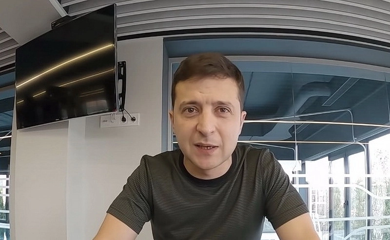 Zelensky talks Normandy meeting in new gym video