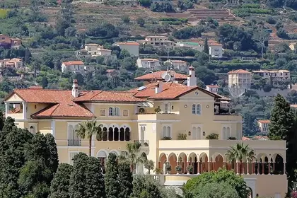 Akhmetov’s company buys 200-million-euro villa on French Riviera