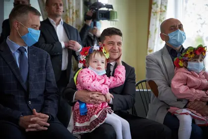 Ukrinform: Zelensky visits center for social rehabilitation of children in Kyiv