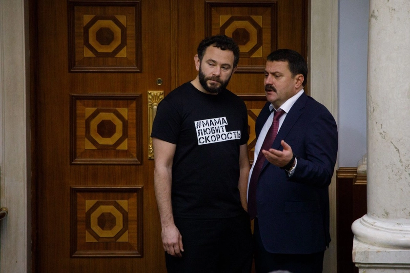 US intelligence leader says Russia using Ukrainian MP Derkach to interfere in 2020 election