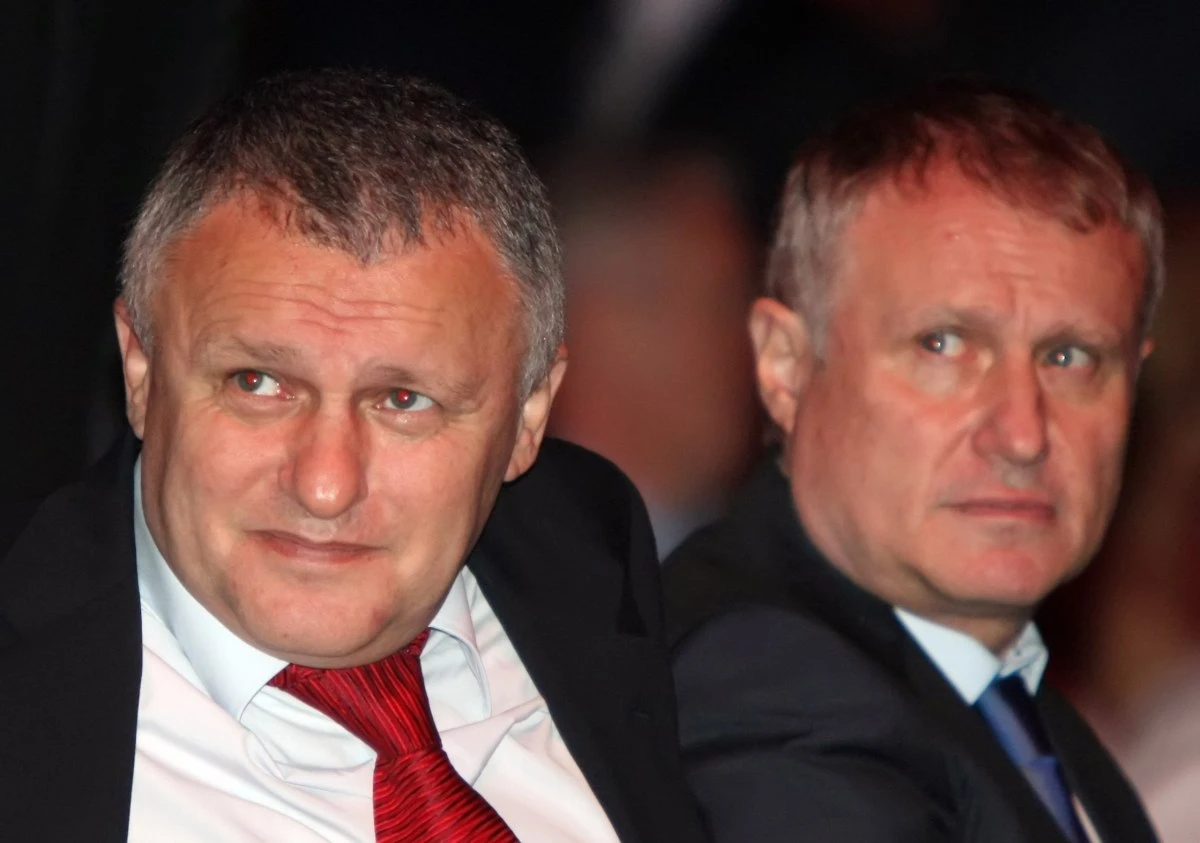 Court hands Surkis brothers $350 million victory at PrivatBank’s expense