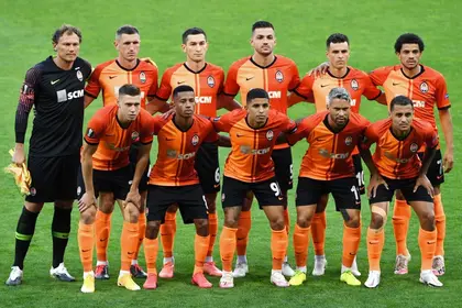 Soccer team Shakhtar Donetsk to isolate as 2 players test positive for COVID-19