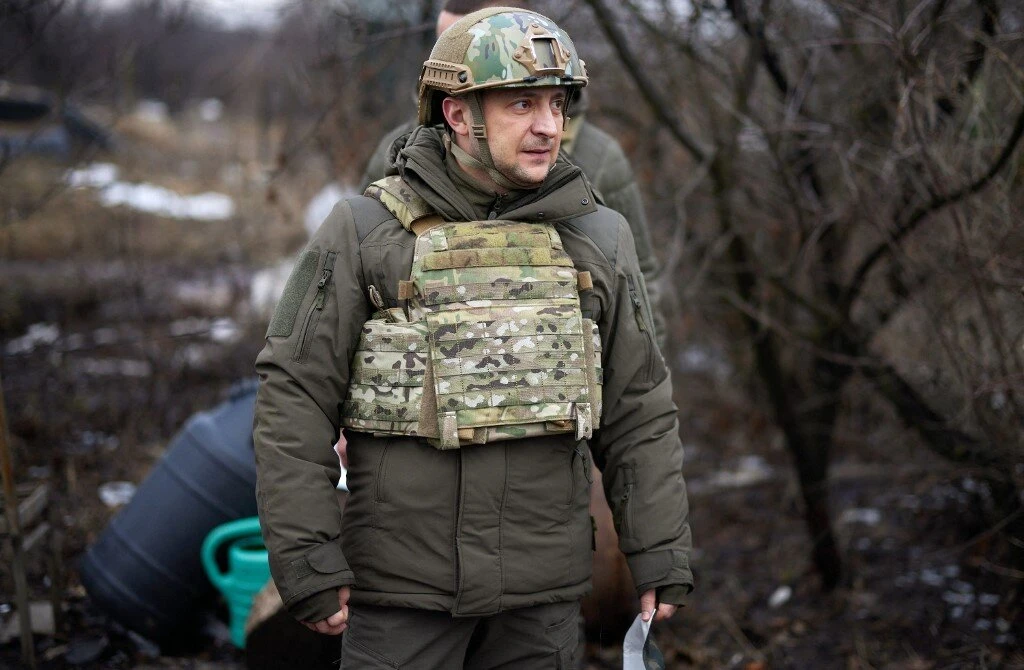 Zelensky arrives in Donbas, intends to meet with military on front line