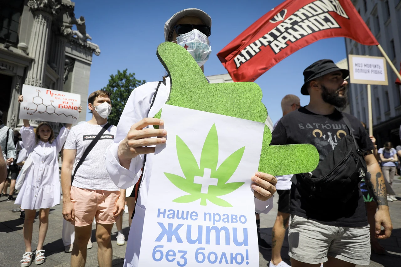 Ukraine legalizes certain types of medical cannabis products
