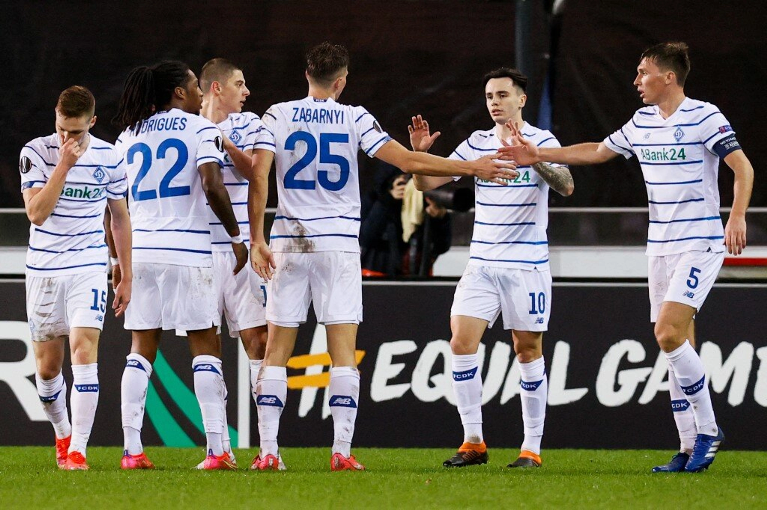 UNIAN: Dynamo Kyiv seals Ukraine Premier League top title