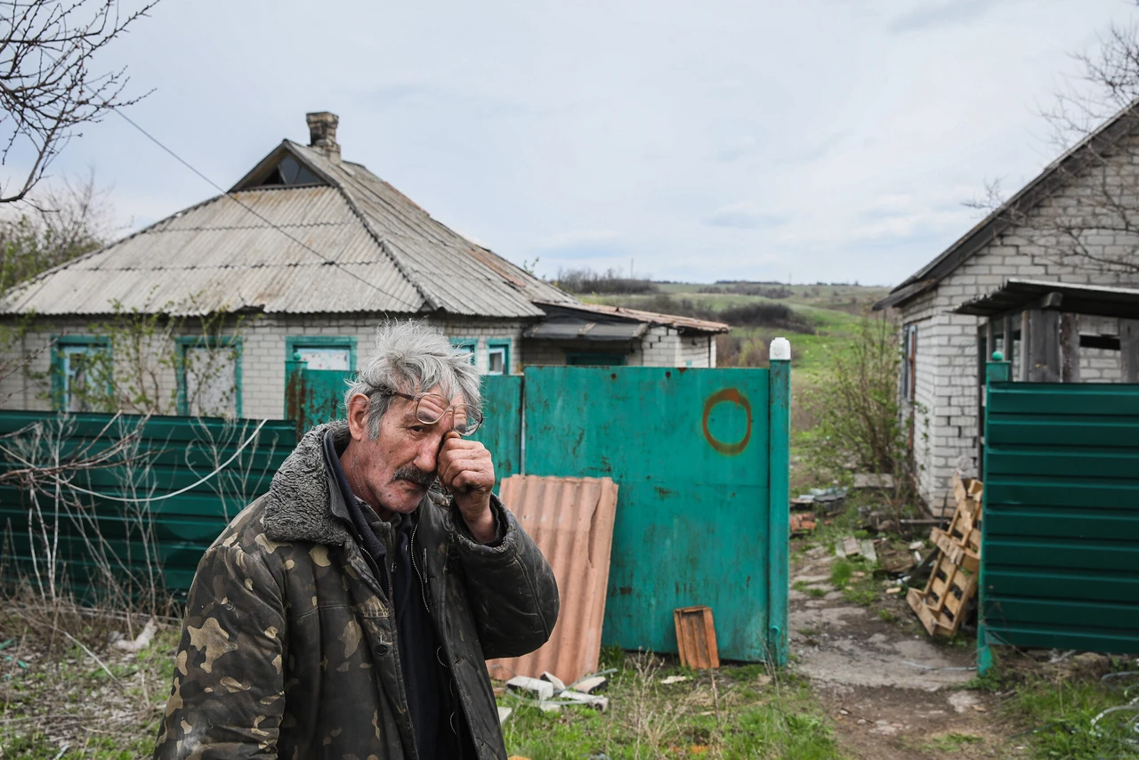 Isolated by war, Donbas villages now ravaged by COVID-19