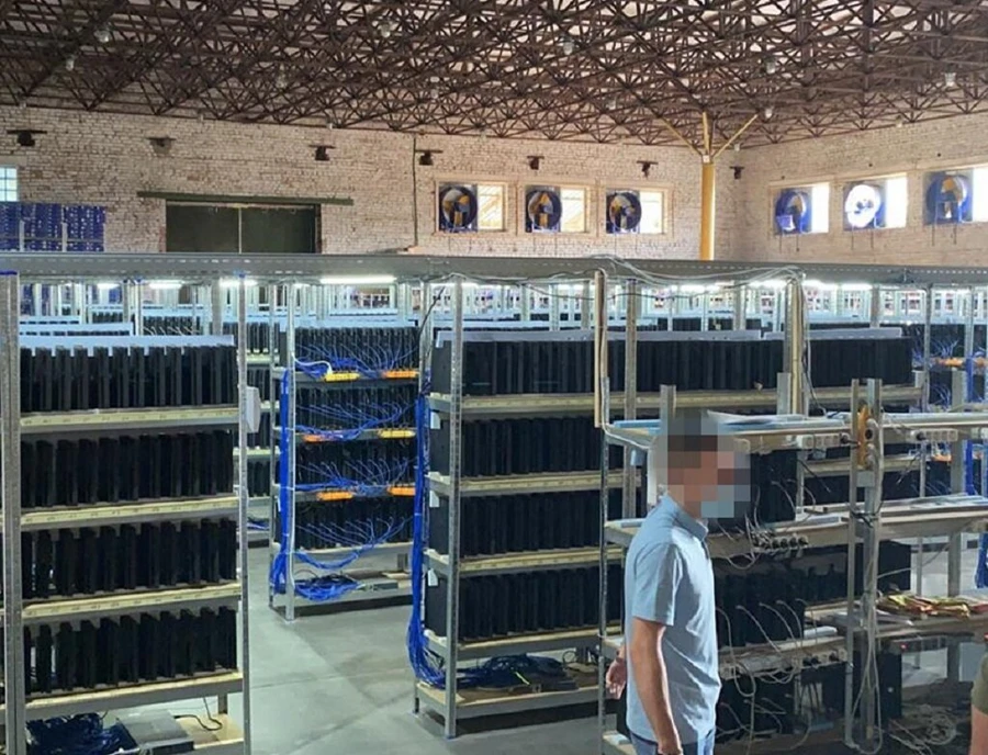 Security Service uncovers crypto mining farm in Vinnytsia allegedly stealing electricity (Updated)