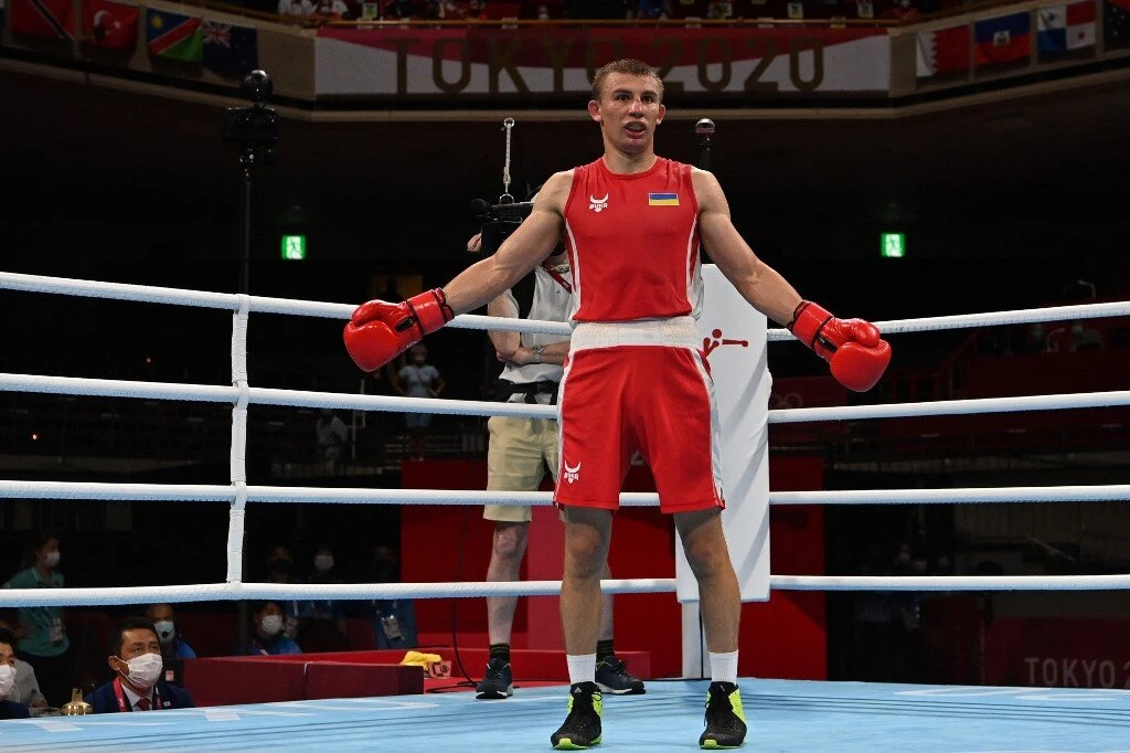 Khyzhnyak wins silver in Olympic middleweight boxing